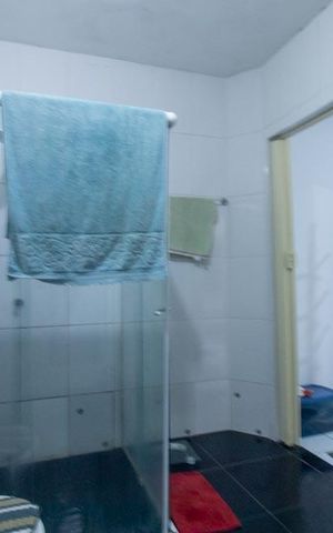 Casa à venda com 190m², 4 quartos e 2 vagasBanheiro da Suite 2