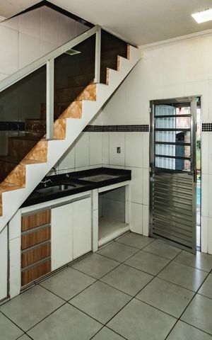 Casa à venda com 350m², 2 quartos e 1 vagaCozinha