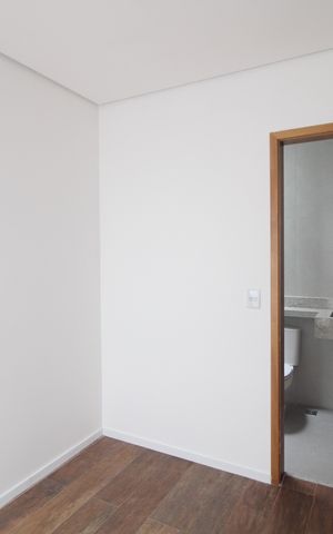 Casa à venda com 110m², 3 quartos e 2 vagasSuíte 2
