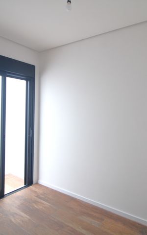 Casa à venda com 110m², 3 quartos e 2 vagasSuíte 2