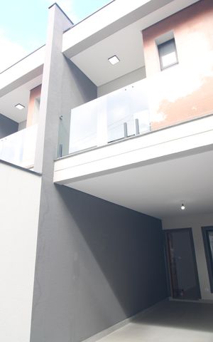 Casa à venda com 110m², 3 quartos e 2 vagasFachada