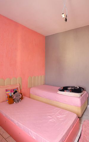 Casa à venda com 23m², 4 quartos e 3 vagasQuarto 4