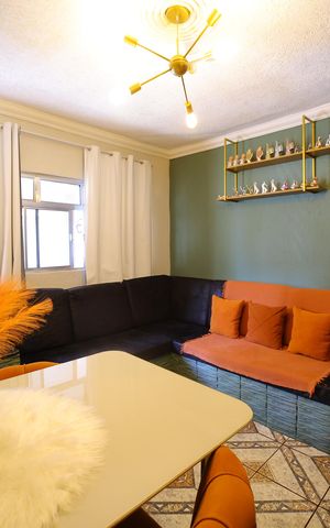 Casa à venda com 23m², 4 quartos e 3 vagasSala
