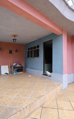 Casa à venda com 23m², 4 quartos e 3 vagasGaragem