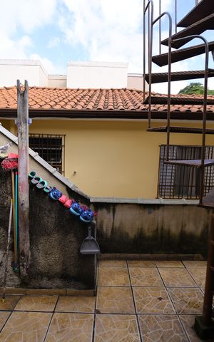 Casa à venda com 23m², 4 quartos e 3 vagasÁrea de Serviço