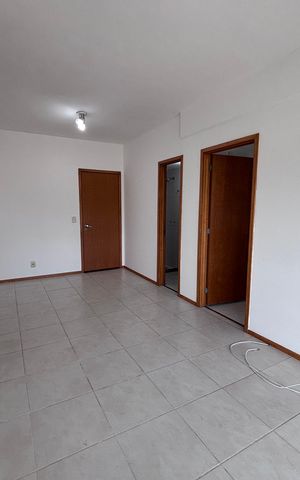 Apartamento à venda com 85m², 3 quartos e 1 vagaSala