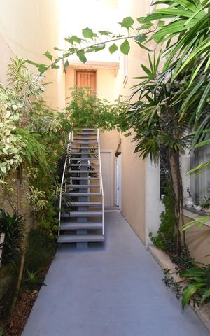 Casa à venda com 443m², 5 quartos e 5 vagasÁrea externa