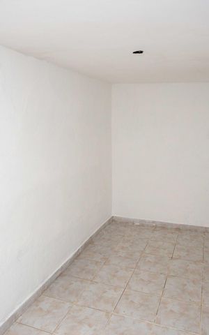 Casa à venda com 100m², 4 quartos e 2 vagasQuarto de Serviço
