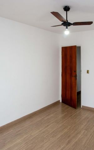 Casa à venda com 100m², 4 quartos e 2 vagasQuarto 2