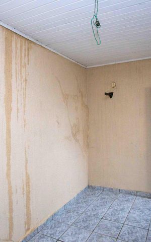 Casa à venda com 100m², 4 quartos e 2 vagasQuarto 4