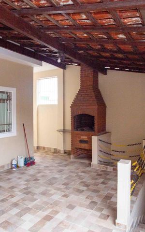 Casa à venda com 100m², 4 quartos e 2 vagasEspaço Gourmet