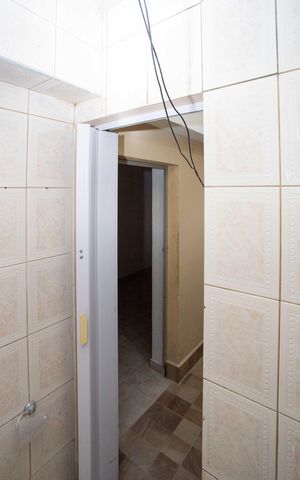 Casa à venda com 100m², 4 quartos e 2 vagasBanheiro de serviço