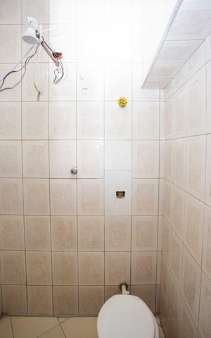 Casa à venda com 100m², 4 quartos e 2 vagasBanheiro de serviço