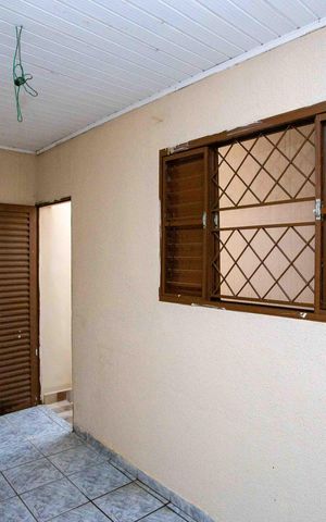 Casa à venda com 100m², 4 quartos e 2 vagasQuarto 4