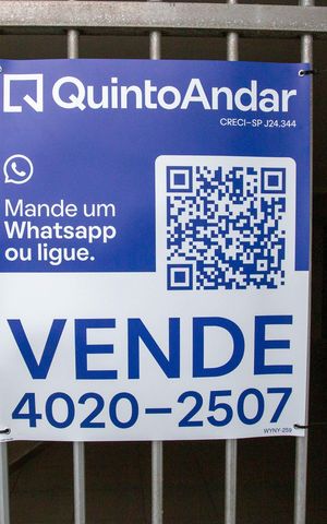 Casa à venda com 100m², 4 quartos e 2 vagasPlaquinha