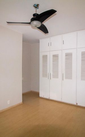 Apartamento para alugar com 140m², 3 quartos e 2 vagas Apartamento para alugar com 140m², 3 quartos e 2 vagasQuarto 03- Suite