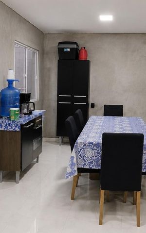 Casa para alugar com 80m², 3 quartos e 3 vagas Casa para alugar com 80m², 3 quartos e 3 vagasCozinha
