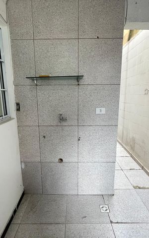 Casa para alugar com 47m², 1 quarto e sem vaga Casa para alugar com 47m², 1 quarto e sem vagaÁrea de Serviço