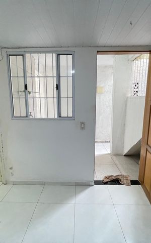 Casa para alugar com 47m², 1 quarto e sem vaga Casa para alugar com 47m², 1 quarto e sem vagaSala/Cozinha