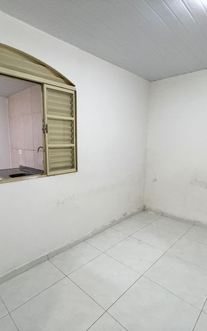 Casa para alugar com 47m², 1 quarto e sem vaga Casa para alugar com 47m², 1 quarto e sem vagaQuarto