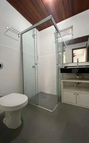 Casa para alugar com 211m², 3 quartos e 3 vagas Casa para alugar com 211m², 3 quartos e 3 vagasBanheiro 2
