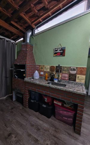 Apartamento à venda com 94m², 2 quartos e 1 vaga Apartamento à venda com 94m², 2 quartos e 1 vagaÁrea externa