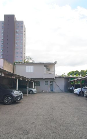 Casa à venda com 77m², 2 quartos e 1 vagaEntrada
