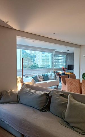 Apartamento à venda com 143m², 3 quartos e 3 vagas Apartamento à venda com 143m², 3 quartos e 3 vagasSala