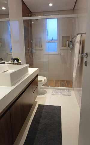 Apartamento à venda com 143m², 3 quartos e 3 vagas Apartamento à venda com 143m², 3 quartos e 3 vagasBanheiro