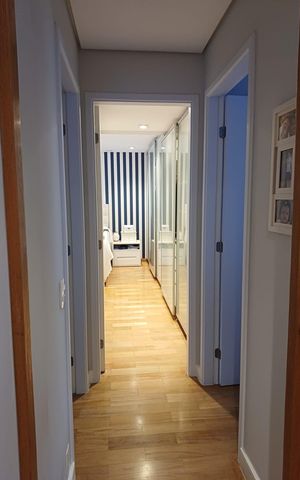 Apartamento à venda com 143m², 3 quartos e 3 vagas Apartamento à venda com 143m², 3 quartos e 3 vagasCorredor