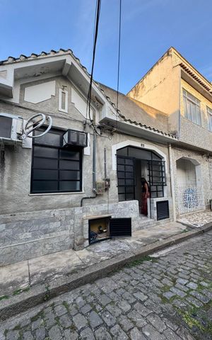 Casa de condomínio à venda com 90m², 3 quartos e 2 vagasFachada