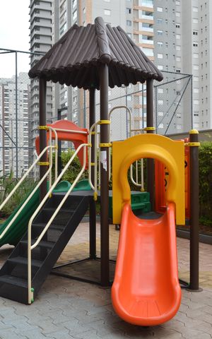 Apartamento para alugar com 136m², 3 quartos e 2 vagasÁrea comum - Playground