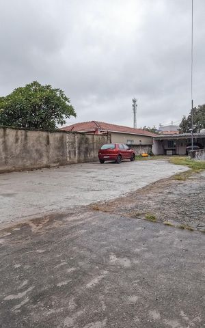 Casa à venda com 960m², 8 quartos e 5 vagas