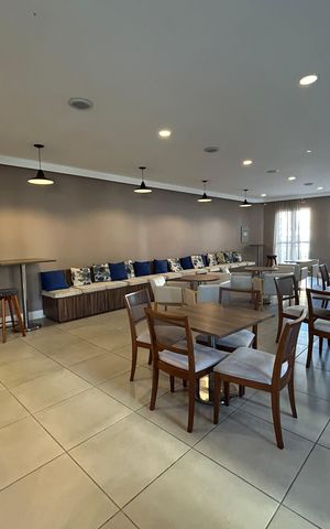 Apartamento para alugar com 50m², 2 quartos e sem vagaÁrea comum - Salão de festas