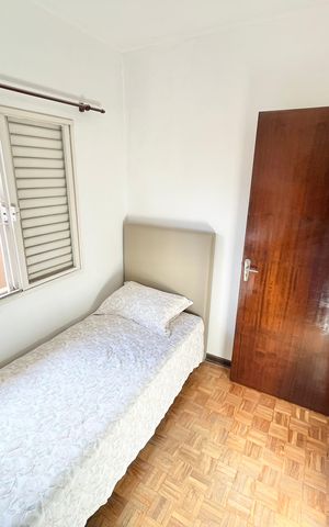 Casa à venda com 185m², 4 quartos e 2 vagas Casa à venda com 185m², 4 quartos e 2 vagasQuarto 2