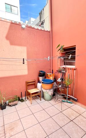 Casa à venda com 185m², 4 quartos e 2 vagas Casa à venda com 185m², 4 quartos e 2 vagasQuintal