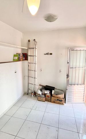 Casa à venda com 185m², 4 quartos e 2 vagas Casa à venda com 185m², 4 quartos e 2 vagasQuarto 4
