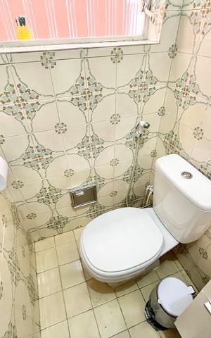 Casa à venda com 185m², 4 quartos e 2 vagas Casa à venda com 185m², 4 quartos e 2 vagasLavabo