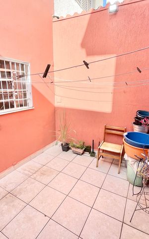 Casa à venda com 185m², 4 quartos e 2 vagas Casa à venda com 185m², 4 quartos e 2 vagasQuintal