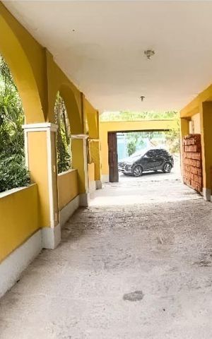 Casa à venda com 687m², 8 quartos e 4 vagas