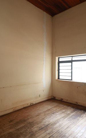 Casa para alugar com 160m², 3 quartos e 2 vagasSala