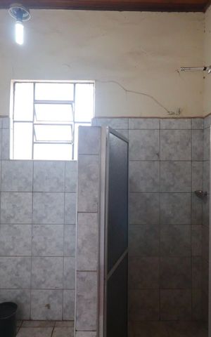 Casa para alugar com 160m², 4 quartos e 2 vagas Casa para alugar com 160m², 4 quartos e 2 vagasBanheiro