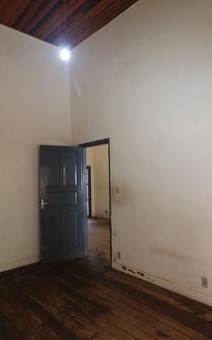Casa para alugar com 160m², 4 quartos e 2 vagas Casa para alugar com 160m², 4 quartos e 2 vagasQuarto 1
