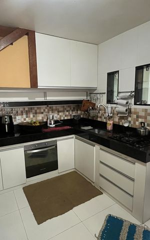 Casa à venda com 394m², 8 quartos e 4 vagas