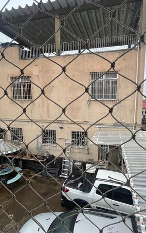 Casa à venda com 394m², 8 quartos e 4 vagas