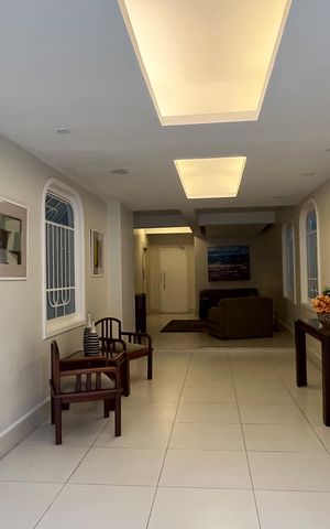 Apartamento para alugar com 135m², 2 quartos e 1 vagaHall de entrada