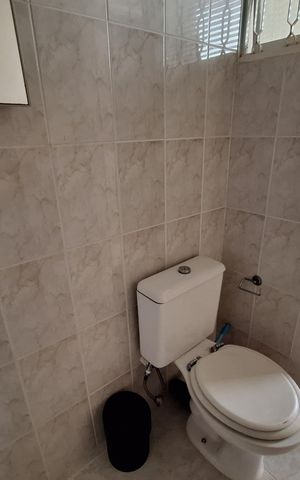 Casa à venda com 212m², 4 quartos e 5 vagas Casa à venda com 212m², 4 quartos e 5 vagasBanheiro