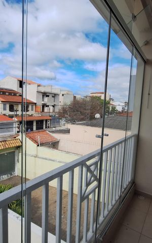 Casa à venda com 212m², 4 quartos e 5 vagas Casa à venda com 212m², 4 quartos e 5 vagasVista da Varanda