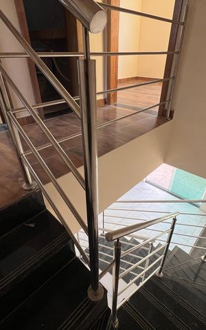 Casa à venda com 130m², 3 quartos e 2 vagas