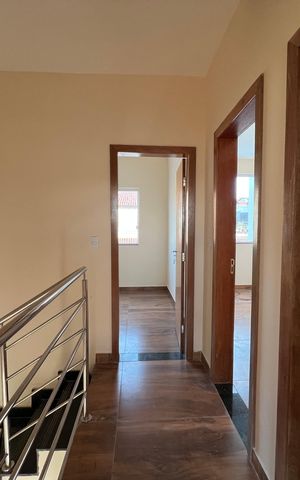 Casa à venda com 130m², 3 quartos e 2 vagas